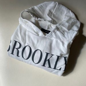 PrettyLittleThing Oversized Brooklyn Pullover